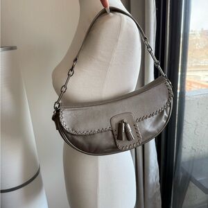 Stuart Weitzman Crescent Shoulder Bag in Taupe